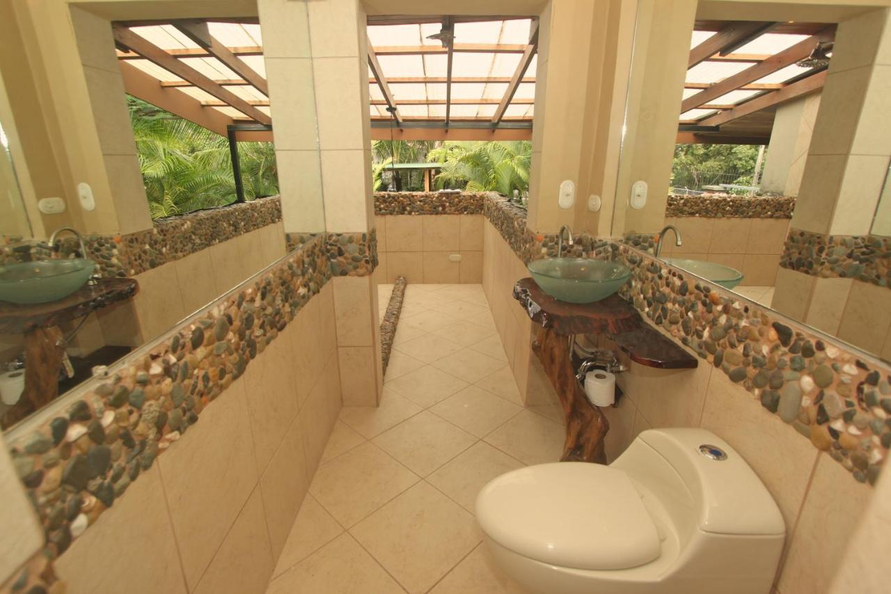 Villas Oasis Manuel Antonio Bagian luar foto